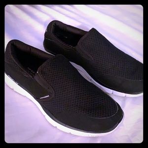 Skechers slip-on